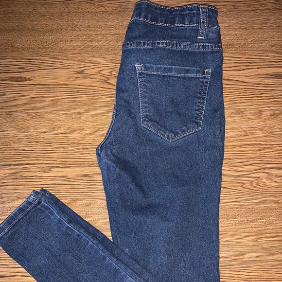 🔥 3/$20 Forever 21 Dark Skinny Jeans - Picture 2 of 6